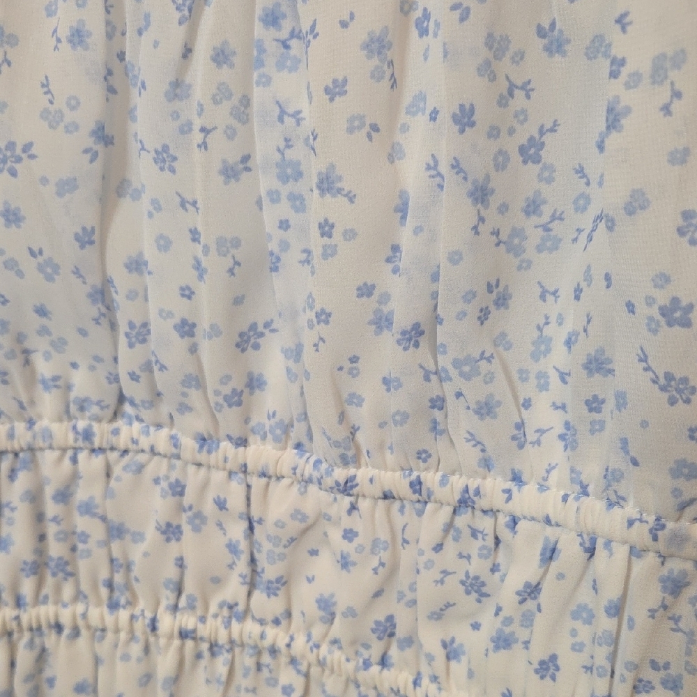 Hollister Blue and White Floral Crop Top - Picture 5 of 6